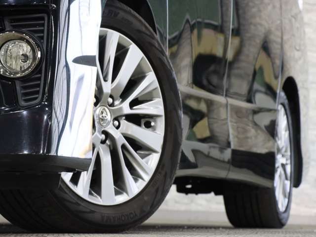 TOYOTA VELLFIRE 2014