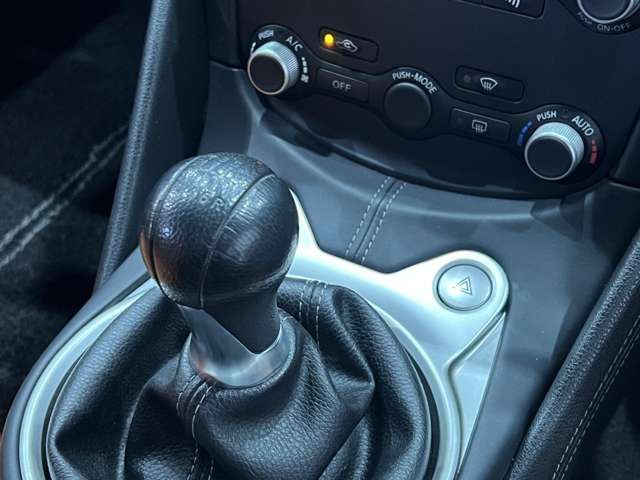 NISSAN FAIRLADY Z 2015