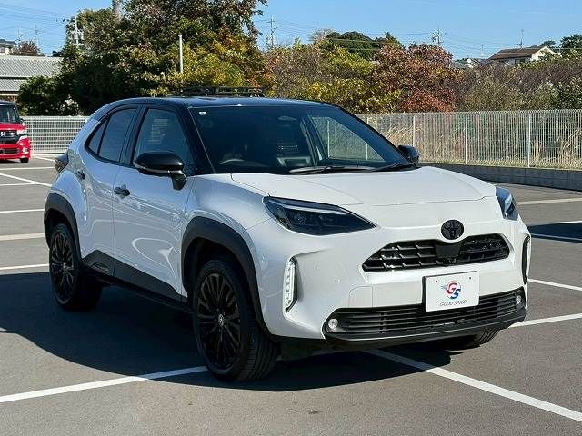 TOYOTA YARIS CROSS 2025