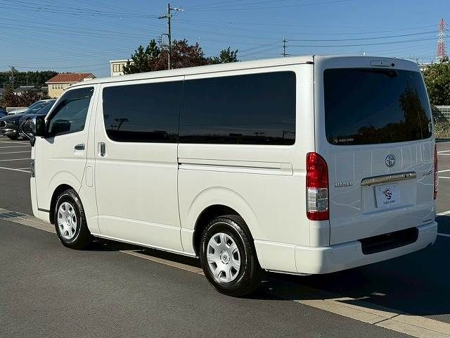 TOYOTA HIACE van 2WD 2023