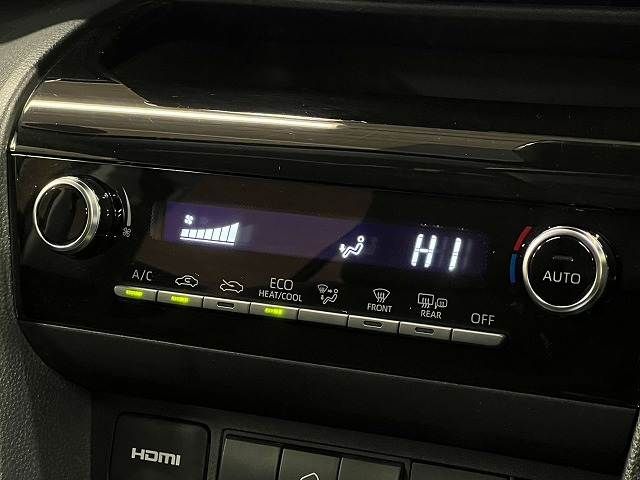 TOYOTA YARIS CROSS 2024