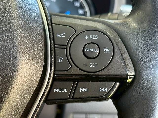 TOYOTA HARRIER HYBRID 2020