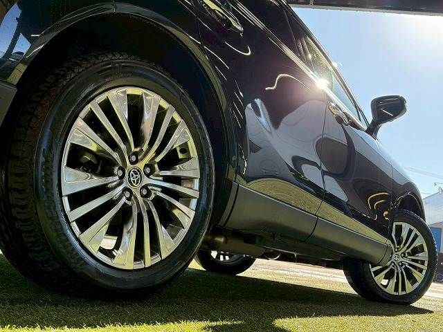 TOYOTA HARRIER HYBRID 2020