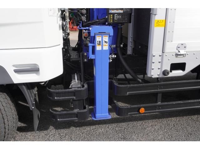 MITSUBISHI FUSOU FIGHTER 2024