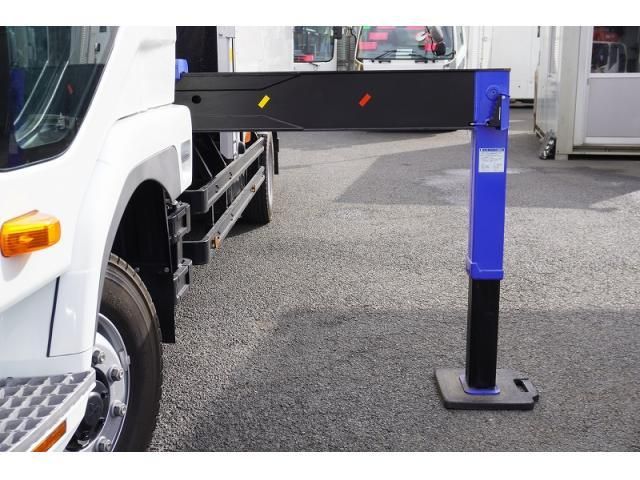 MITSUBISHI FUSOU FIGHTER 2024