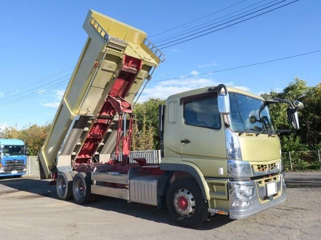 MITSUBISHI FUSOU SUPER GREAT 2018