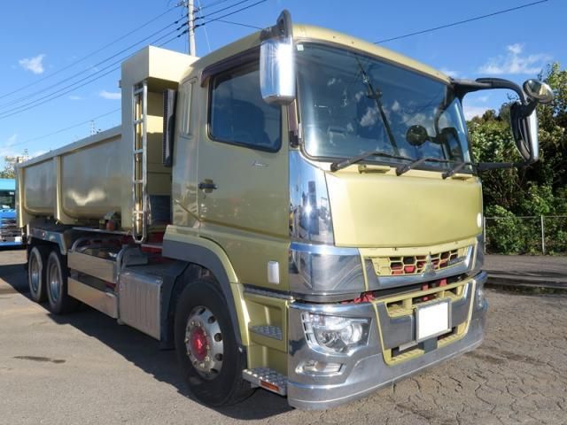 MITSUBISHI FUSOU SUPER GREAT 2018