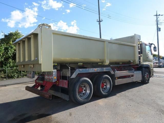 MITSUBISHI FUSOU SUPER GREAT 2018