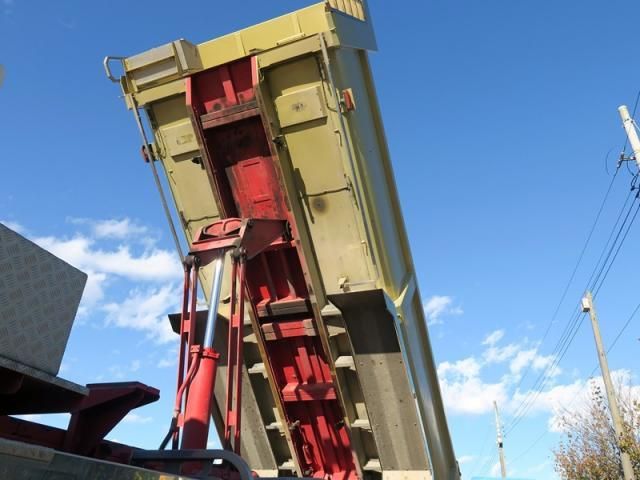 MITSUBISHI FUSOU SUPER GREAT 2018