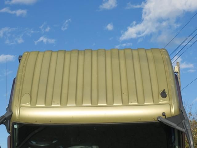 MITSUBISHI FUSOU SUPER GREAT 2018