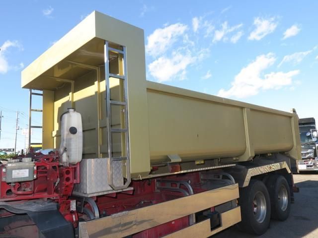 MITSUBISHI FUSOU SUPER GREAT 2018