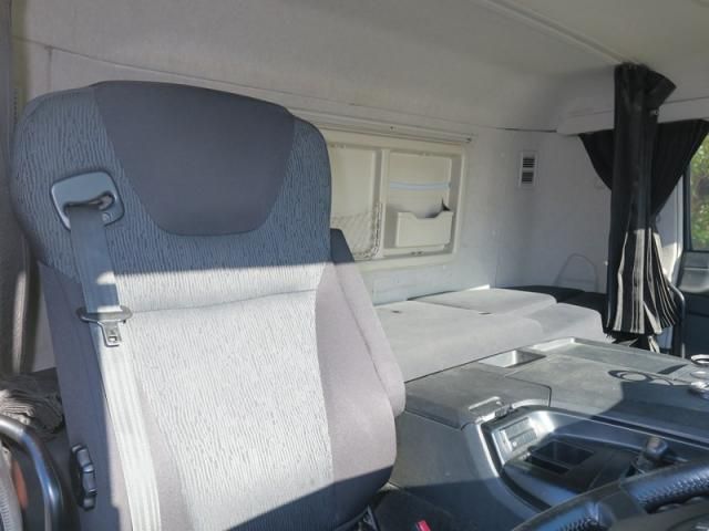 MITSUBISHI FUSOU SUPER GREAT 2018