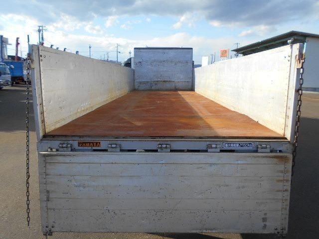 MITSUBISHI FUSOU FIGHTER 2008