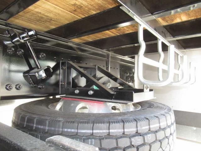 MITSUBISHI FUSOU SUPER GREAT 2025