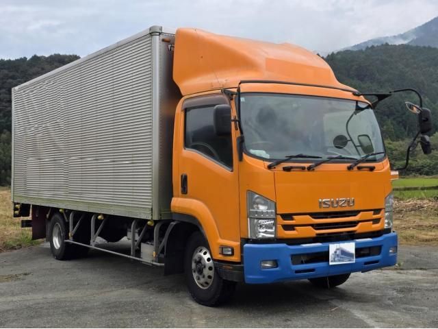 ISUZU FORWARD 2017