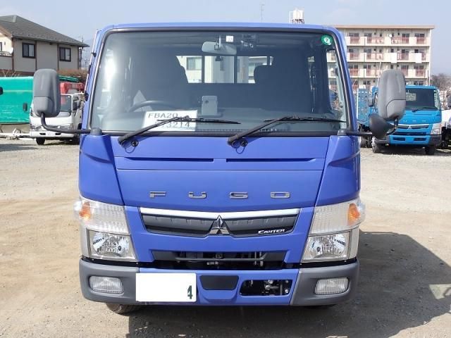 MITSUBISHI CANTER 2018