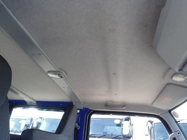 MITSUBISHI CANTER 2018