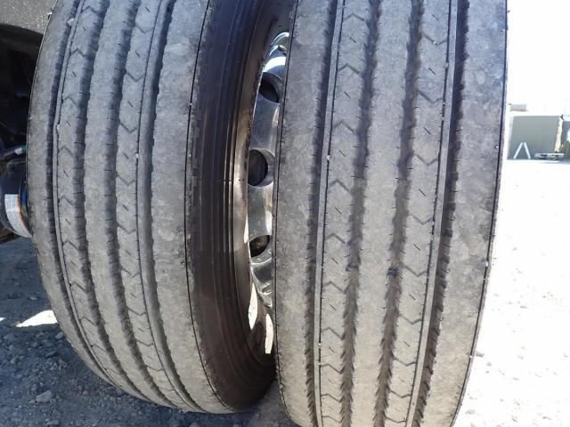 MITSUBISHI FUSOU SUPER GREAT 2025