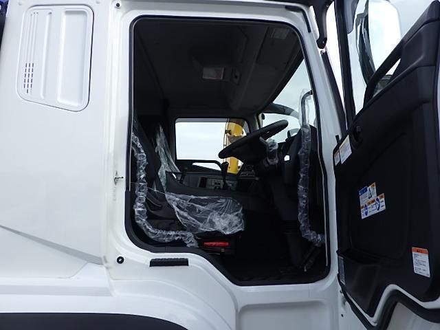 MITSUBISHI FUSOU SUPER GREAT 2024