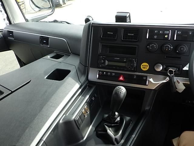 MITSUBISHI FUSOU SUPER GREAT 2024