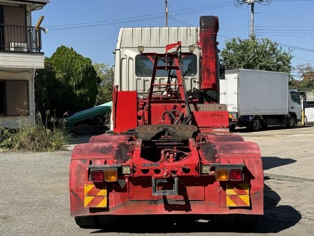 MITSUBISHI FUSOU SUPER GREAT 2014