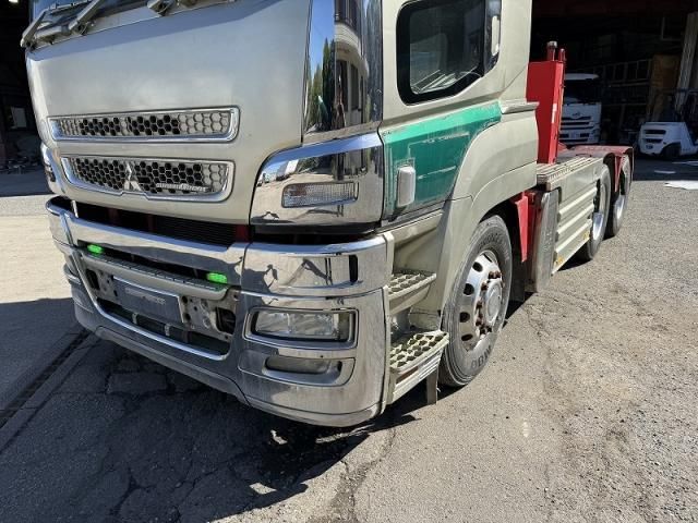 MITSUBISHI FUSOU SUPER GREAT 2014