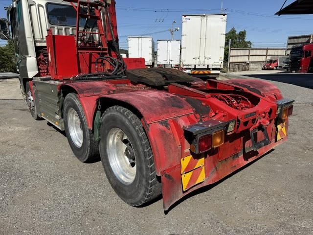 MITSUBISHI FUSOU SUPER GREAT 2014