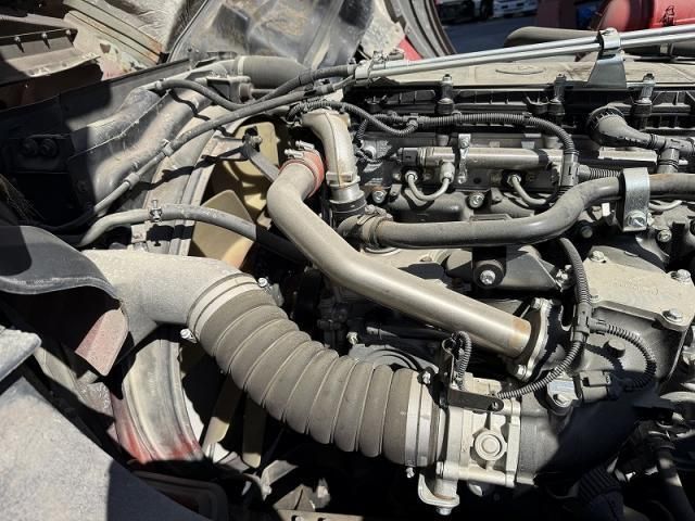 MITSUBISHI FUSOU SUPER GREAT 2014