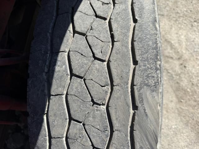 MITSUBISHI FUSOU SUPER GREAT 2014