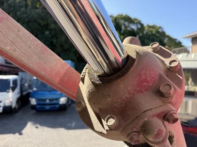 MITSUBISHI FUSOU SUPER GREAT 2015