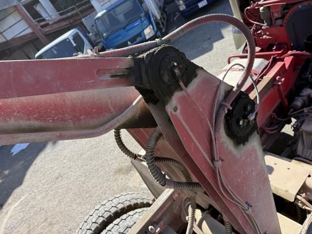 MITSUBISHI FUSOU SUPER GREAT 2015