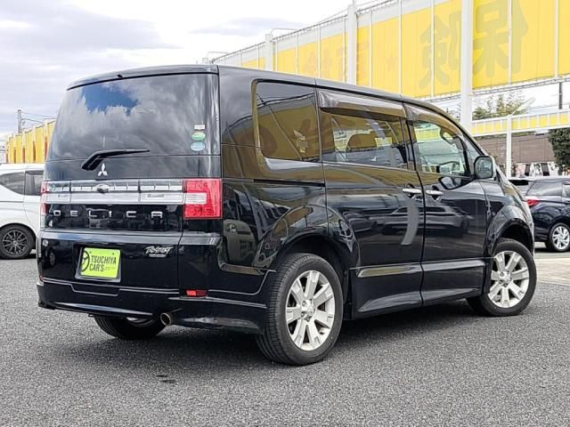 MITSUBISHI DELICA D:5 4WD 2014