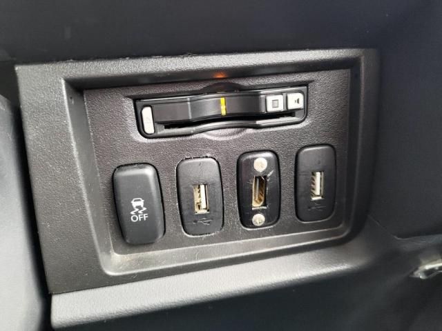 MITSUBISHI DELICA D:5 4WD 2014