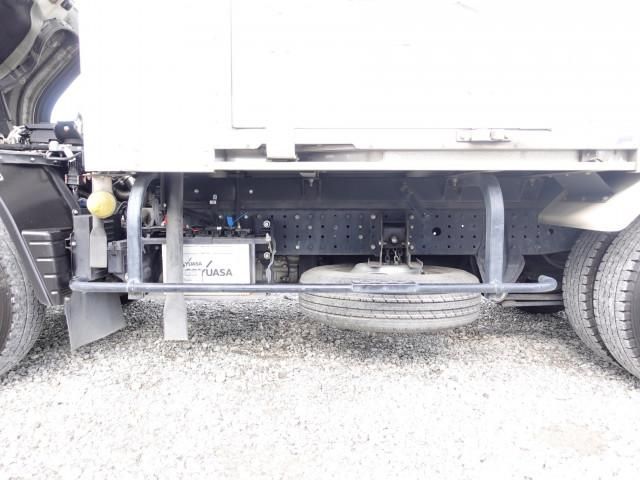 MITSUBISHI CANTER 2020