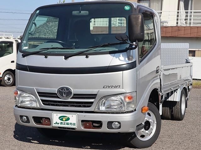 TOYOTA DYNA 2016