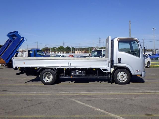 ISUZU ELF 2019