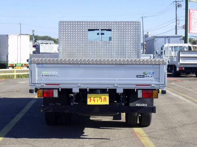ISUZU ELF 2019