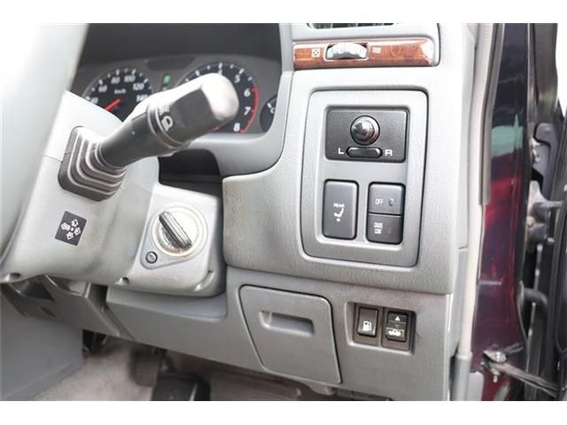 NISSAN CEDRIC sedan 2000