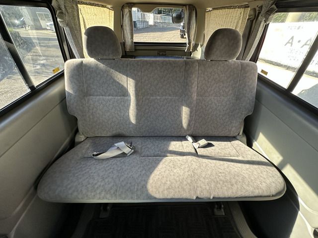 TOYOTA HIACE van 4WD 2006