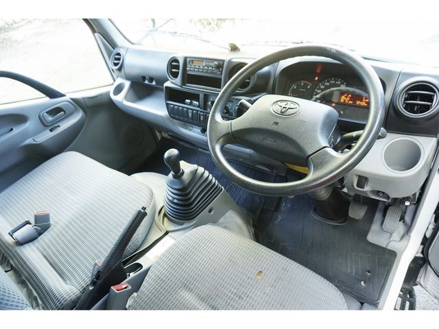 TOYOTA DYNA Route Van 2016