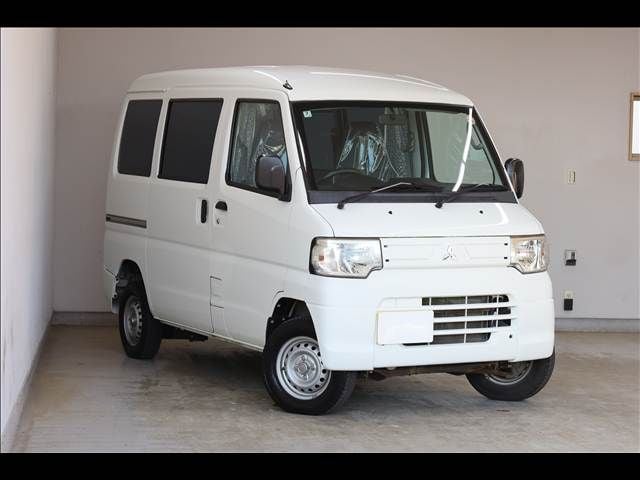 MITSUBISHI MINICAB-MiEV 2017