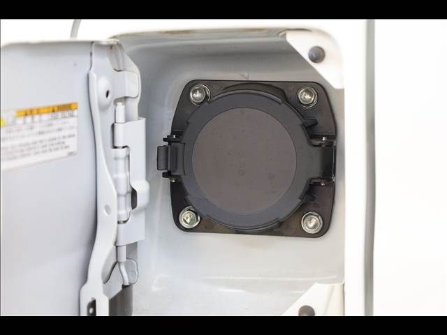 MITSUBISHI MINICAB-MiEV 2017