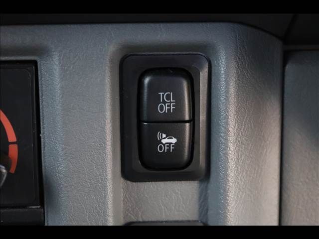 MITSUBISHI MINICAB-MiEV 2017