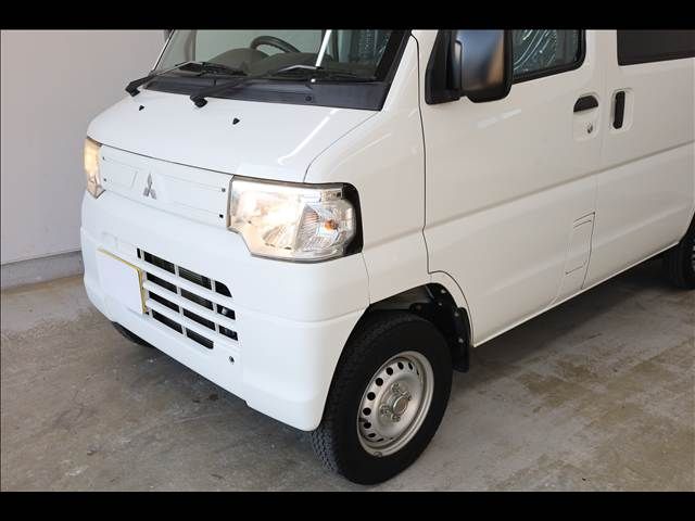 MITSUBISHI MINICAB-MiEV 2017