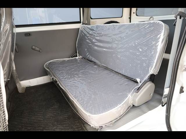 MITSUBISHI MINICAB-MiEV 2017