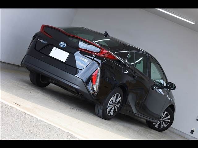 TOYOTA PRIUS PHV 2022