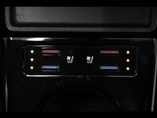 TOYOTA PRIUS PHV 2022