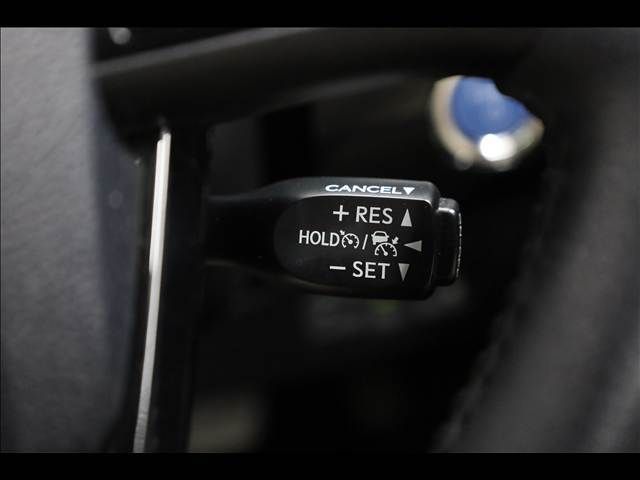 TOYOTA PRIUS PHV 2022