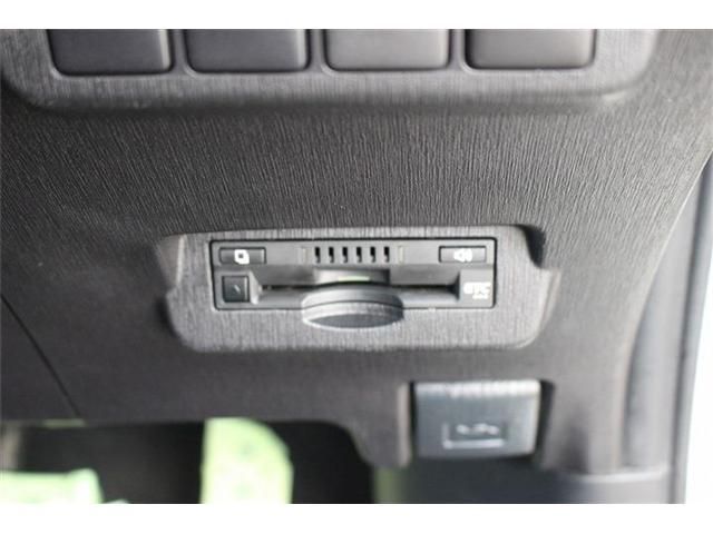 TOYOTA PRIUS Alpha 2016