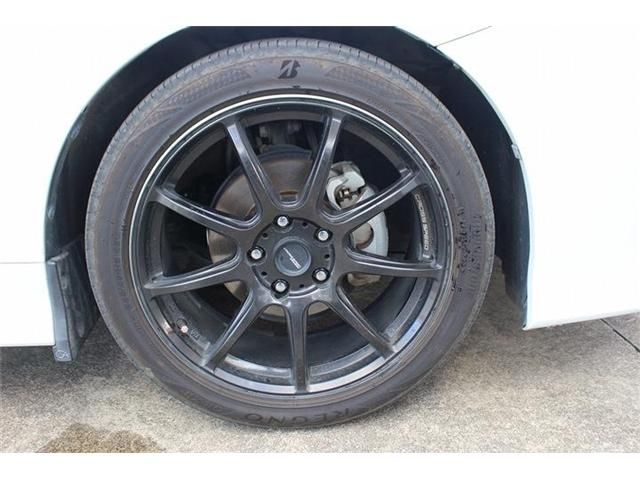 TOYOTA PRIUS Alpha 2016